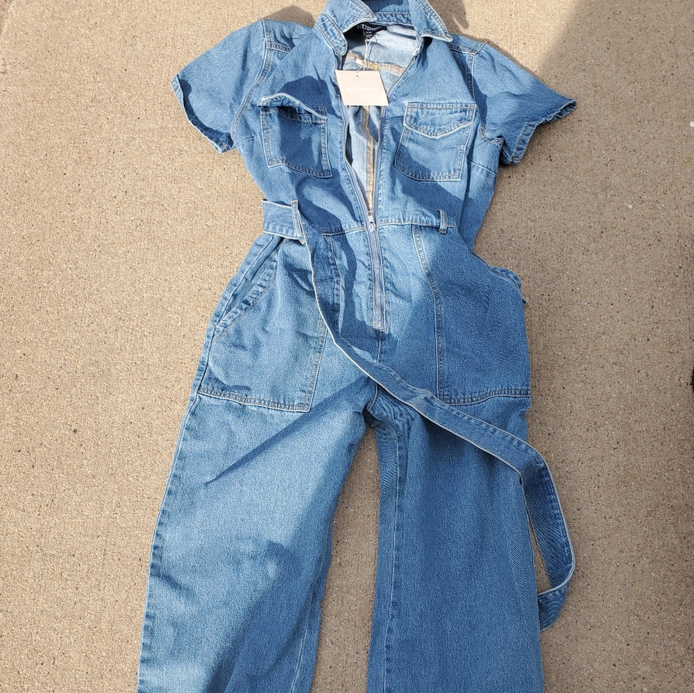 Kittenish Denim Jumpsuit NWT Sz L